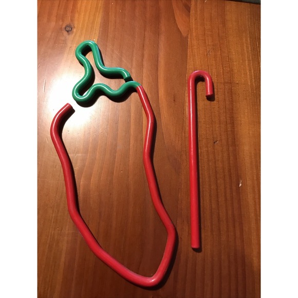 Vtg Dinner Bell Jalapeño Red Hot Chili Pepper Shaped Iron w/ Ringer - Picture 2 of 4